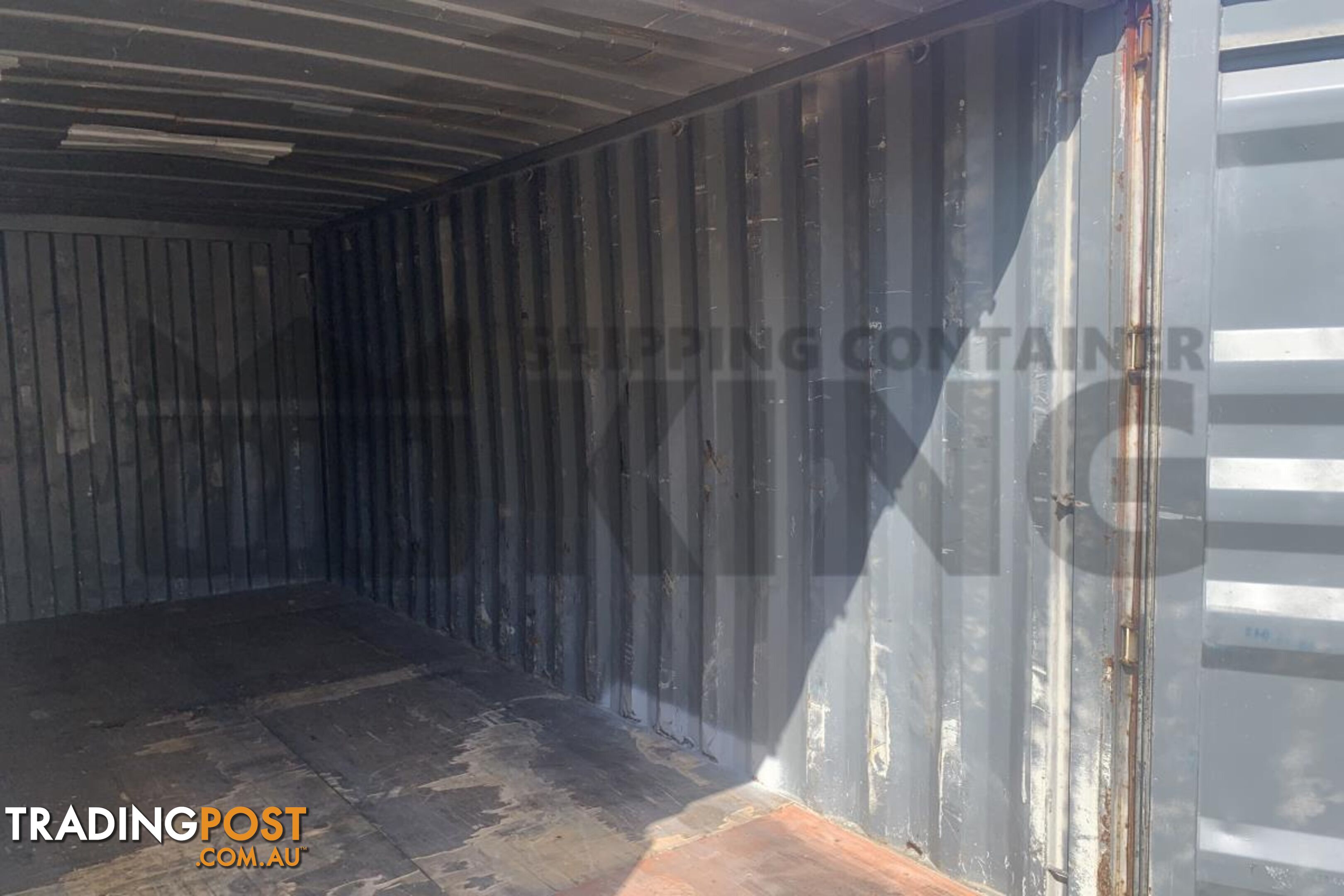 20' STANDARD HEIGHT SHIPPING CONTAINER - in Brisbane