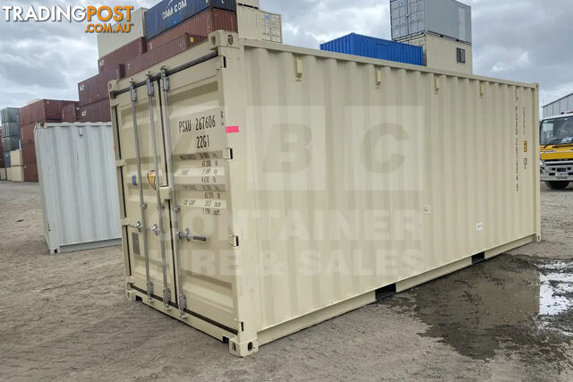 20' STANDARD HEIGHT SHIPPING CONTAINER - in Brisbane