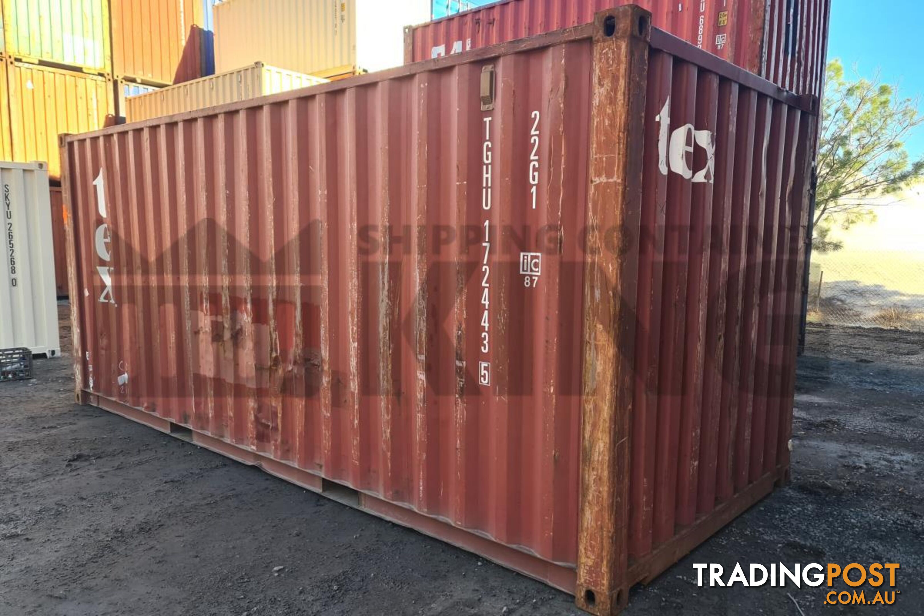 20' STANDARD HEIGHT SHIPPING CONTAINER - in Brisbane