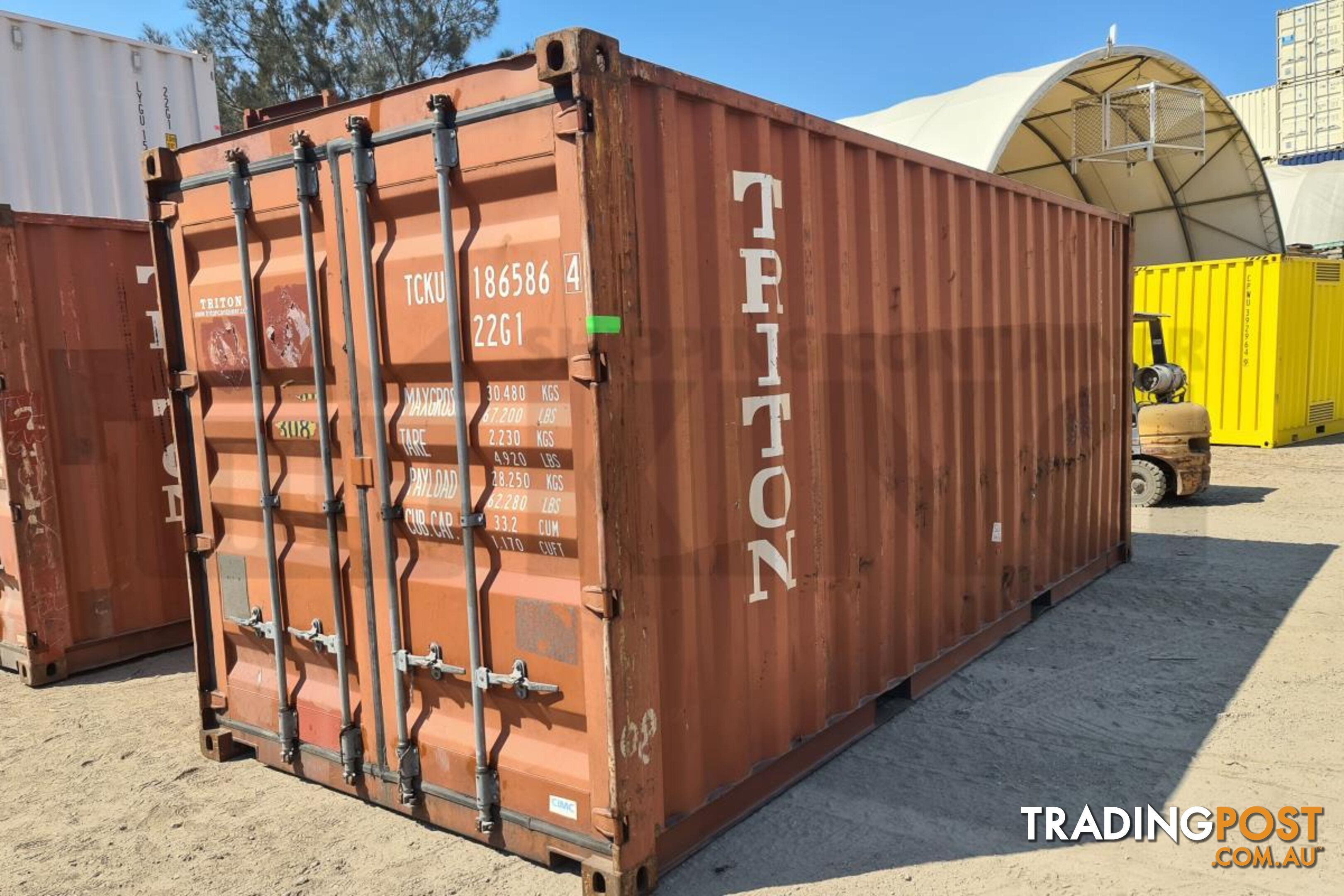 20' STANDARD HEIGHT SHIPPING CONTAINER - in Childers