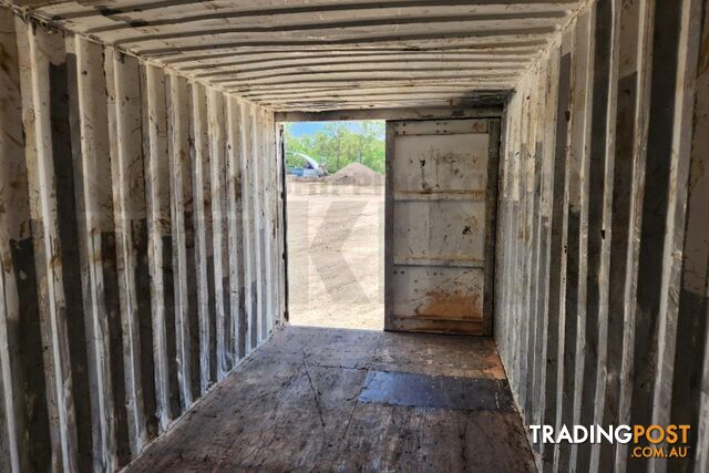 20' STANDARD HEIGHT SHIPPING CONTAINER - in Townsville