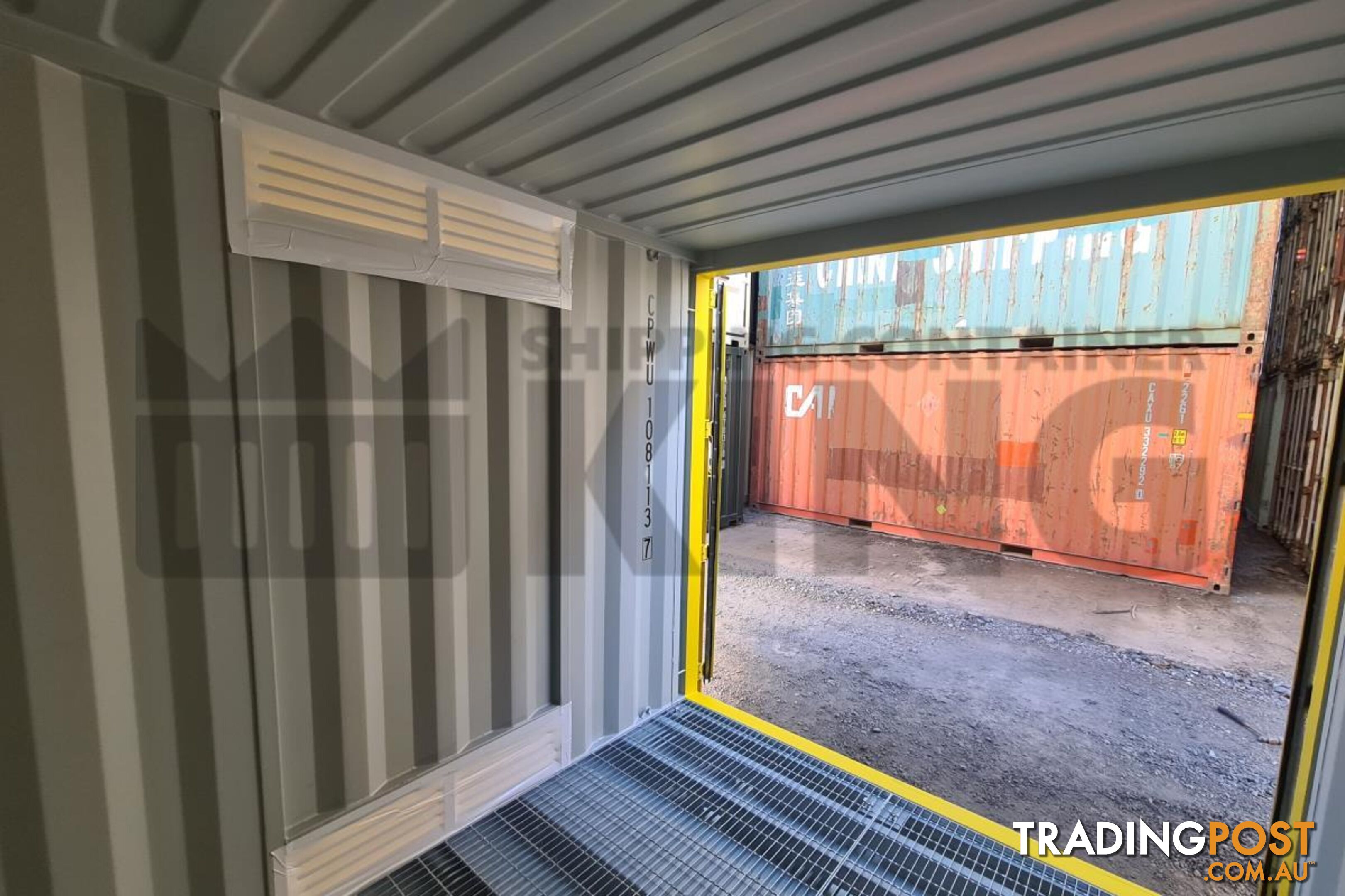 PAIR OF 10' DANGEROUS GOODS SHIPPING CONTAINERS (2 X 4 CORNER POST 10' DANGEROUS GOODS) - in Brisbane