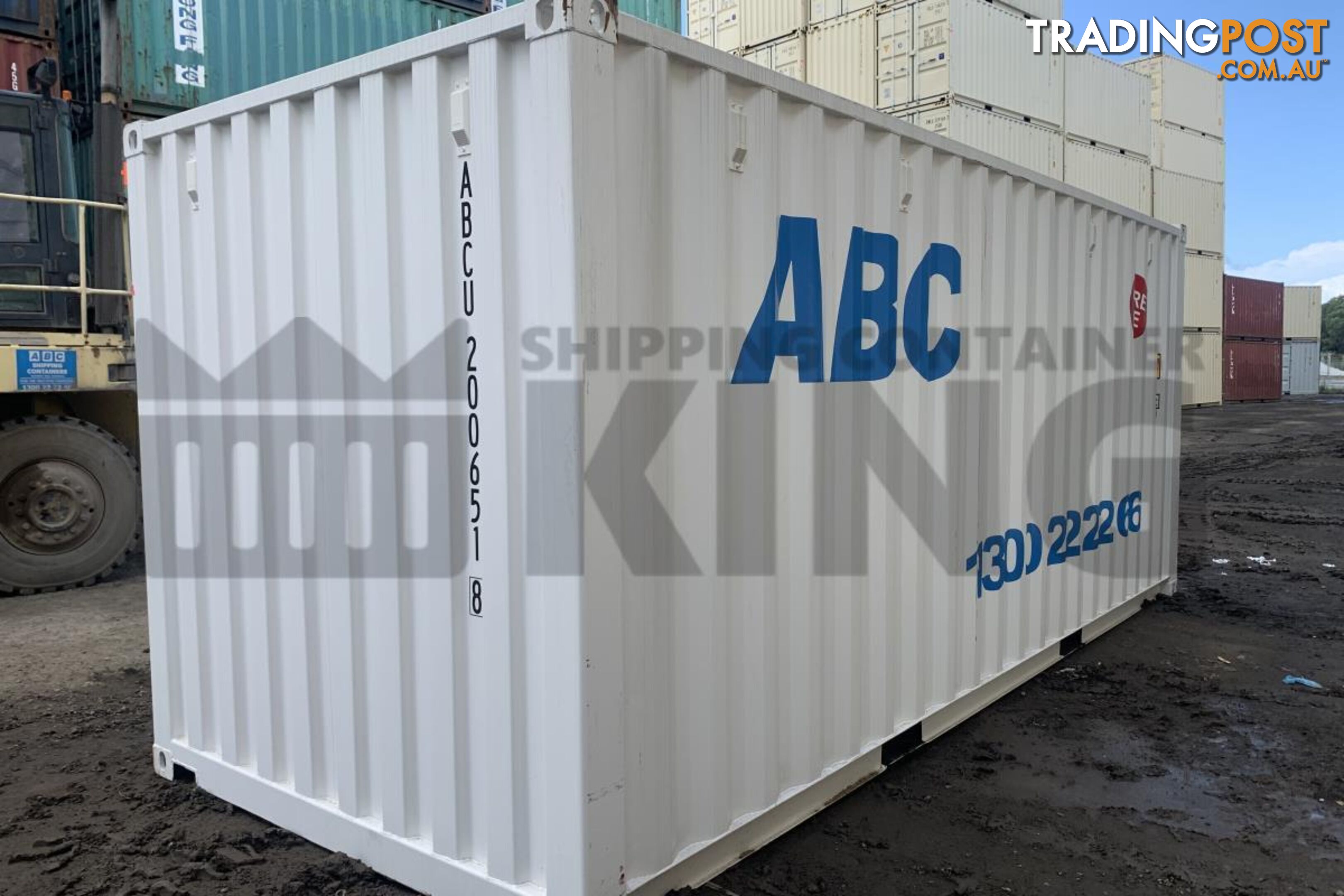 20' STANDARD HEIGHT SHIPPING CONTAINER - in Gladstone