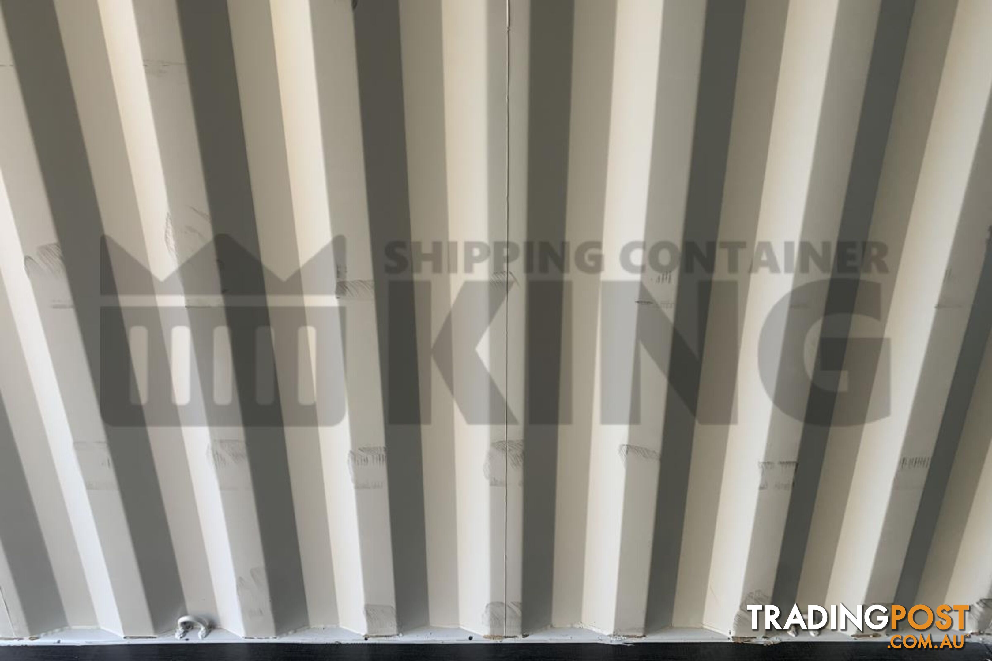 20' STANDARD HEIGHT SHIPPING CONTAINER - in Gladstone