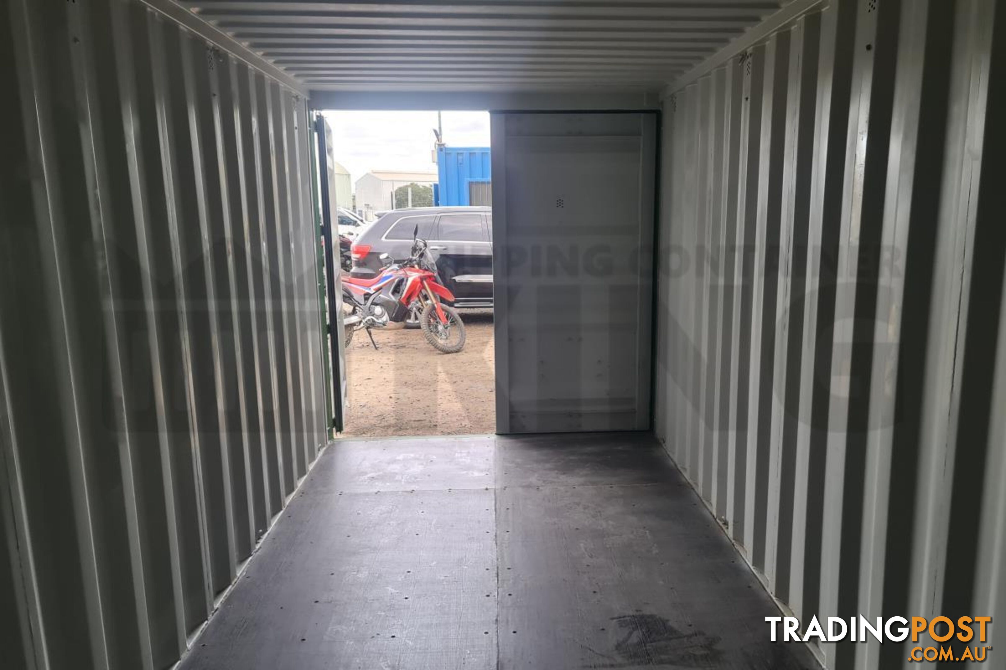 20' STANDARD HEIGHT SHIPPING CONTAINER - in Rockhampton