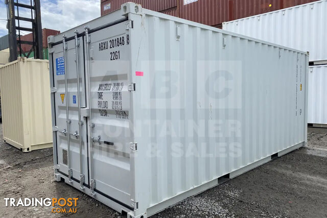 20' STANDARD HEIGHT SHIPPING CONTAINER - in Brisbane