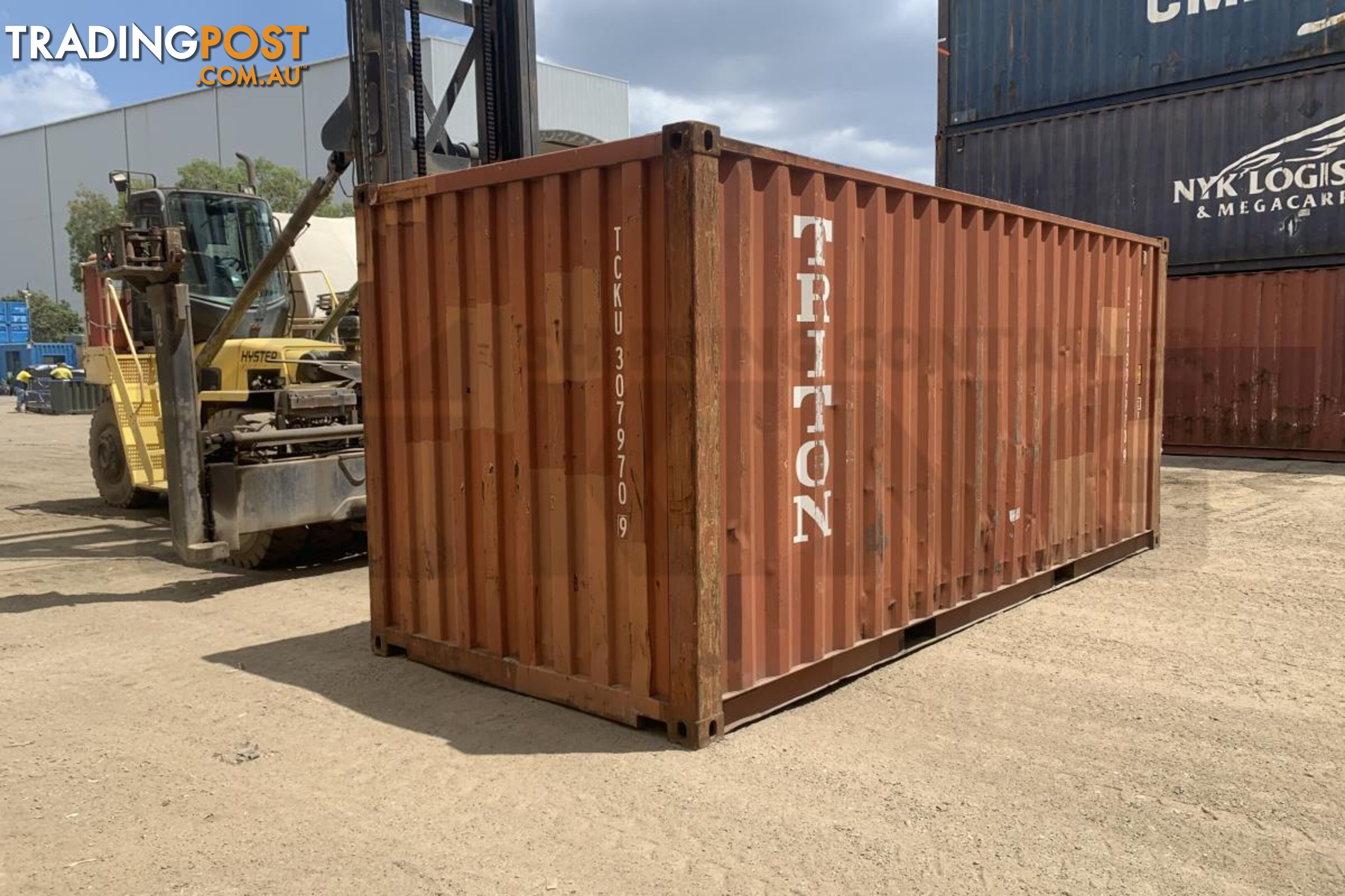 20' STANDARD HEIGHT SHIPPING CONTAINER - in Brisbane