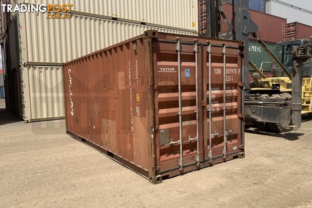 20' STANDARD HEIGHT SHIPPING CONTAINER - in Brisbane