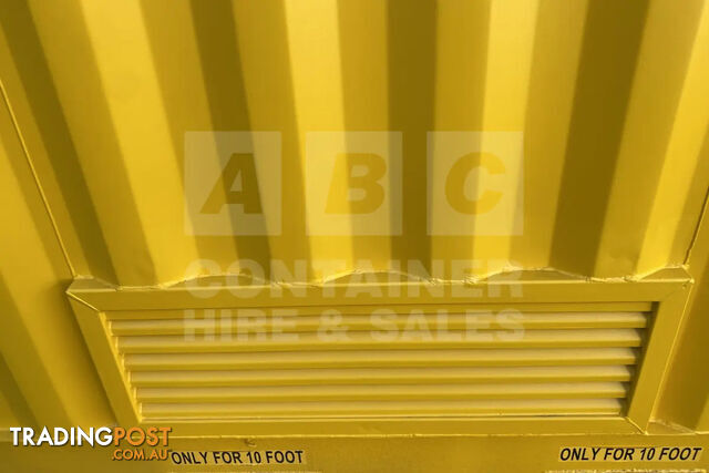 PAIR OF 10' DANGEROUS GOODS SHIPPING CONTAINERS (2 X 4 CORNER POST 10' DANGEROUS GOODS) - photo 3 of 9