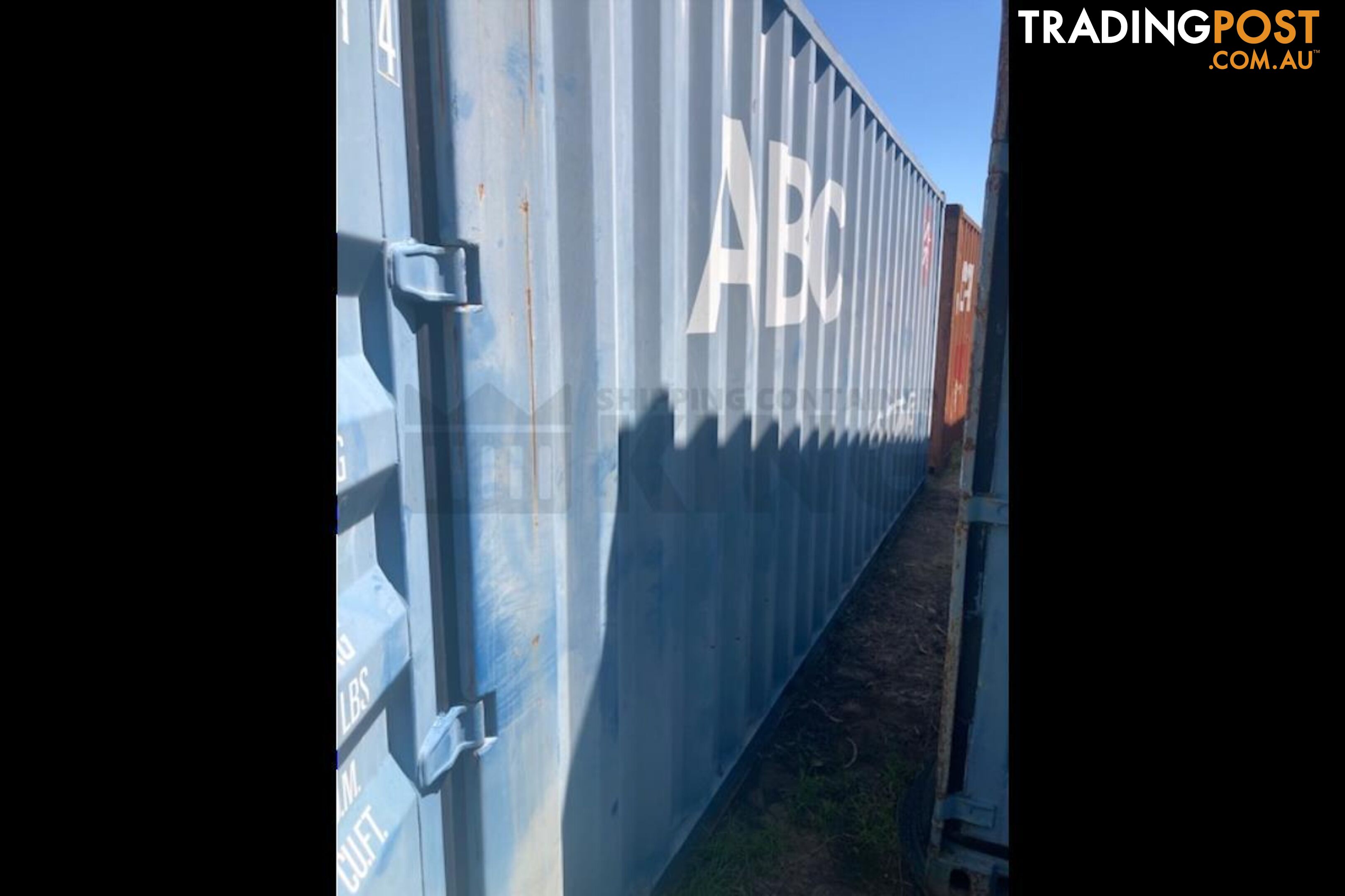 20' STANDARD HEIGHT SHIPPING CONTAINER - in Chinchilla