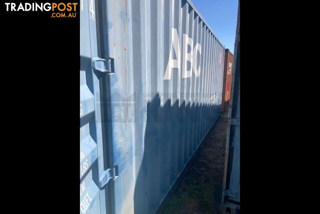 20' STANDARD HEIGHT SHIPPING CONTAINER - in Chinchilla