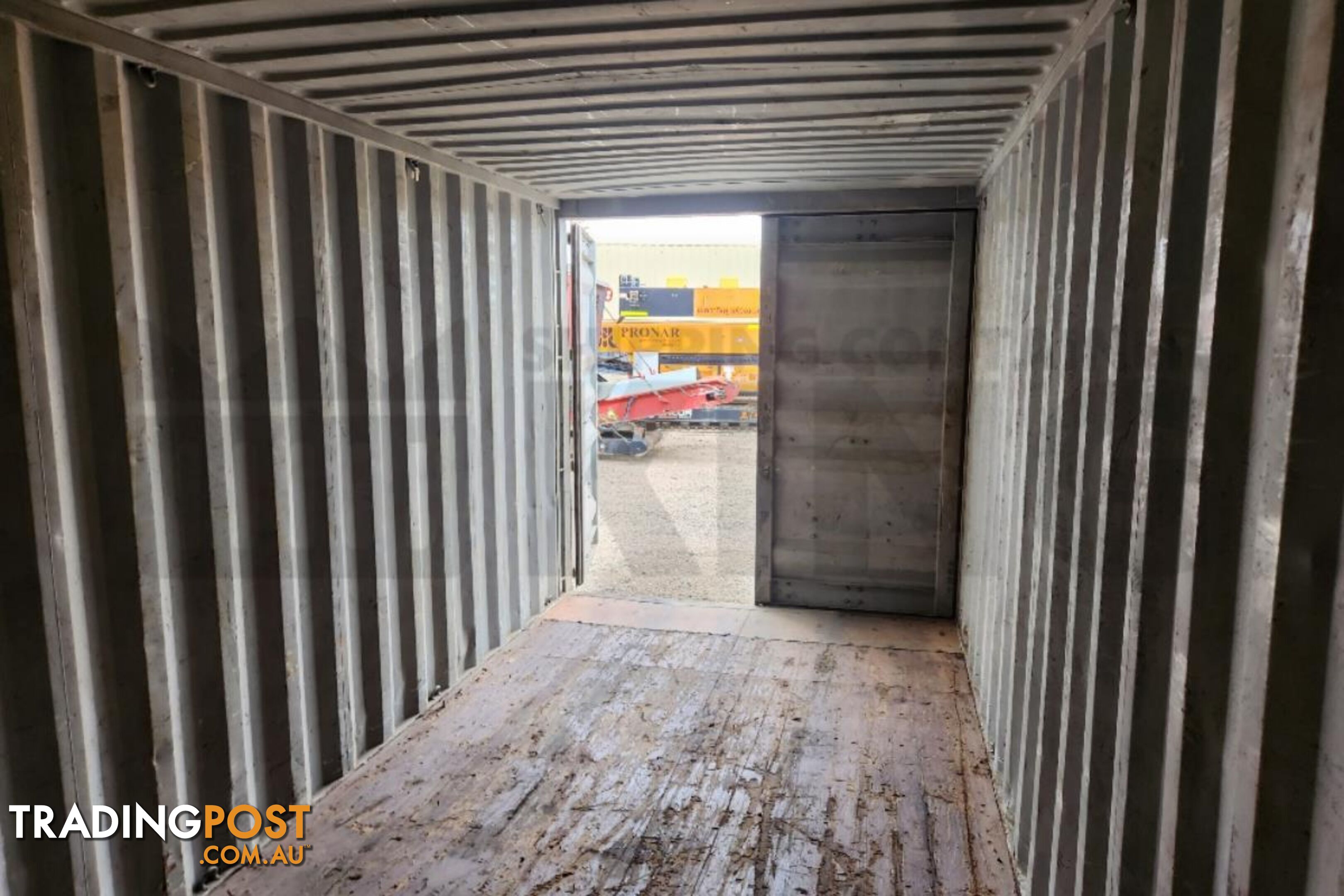 20' STANDARD HEIGHT SHIPPING CONTAINER - in Townsville