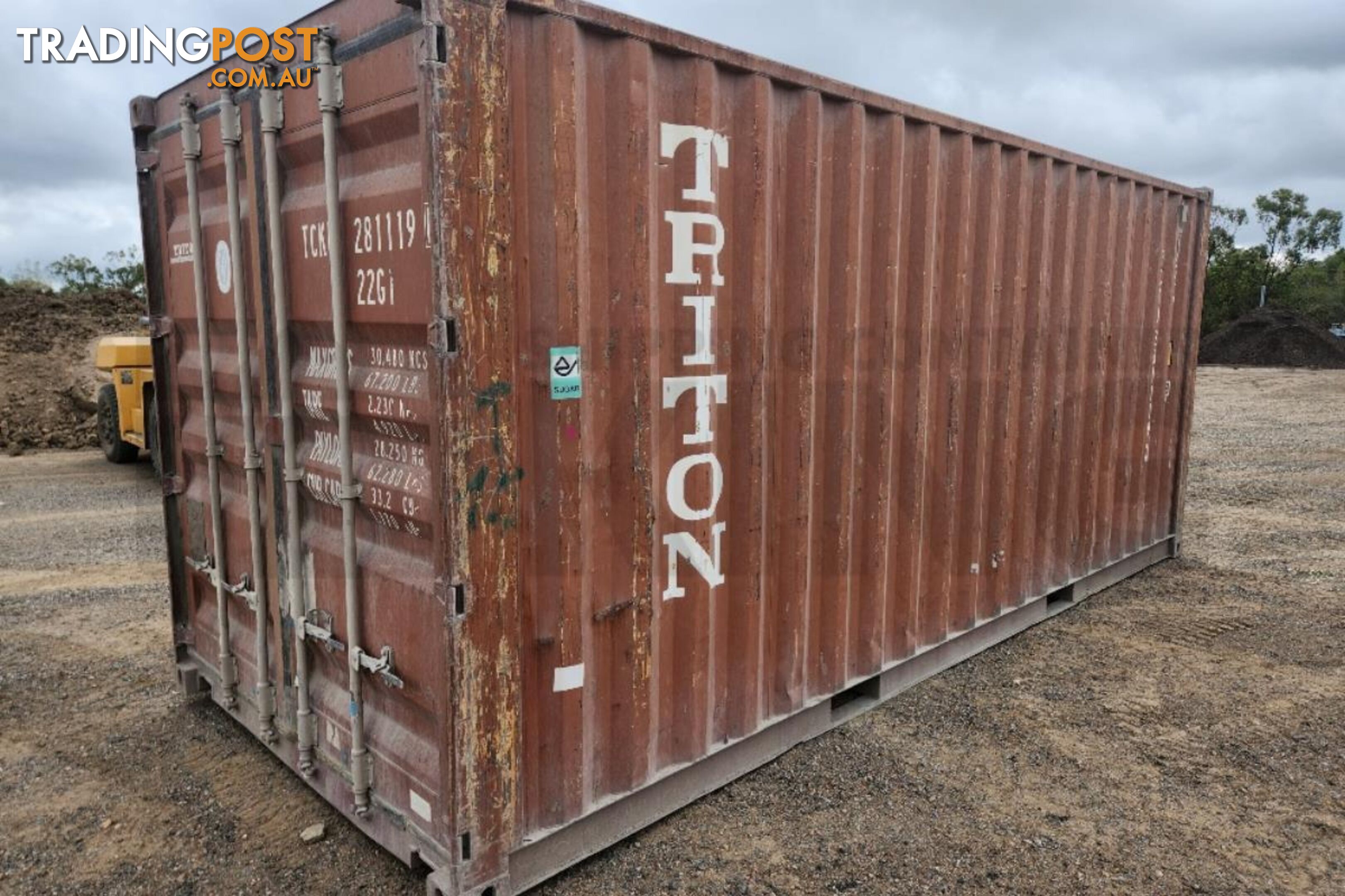 20' STANDARD HEIGHT SHIPPING CONTAINER - in Townsville