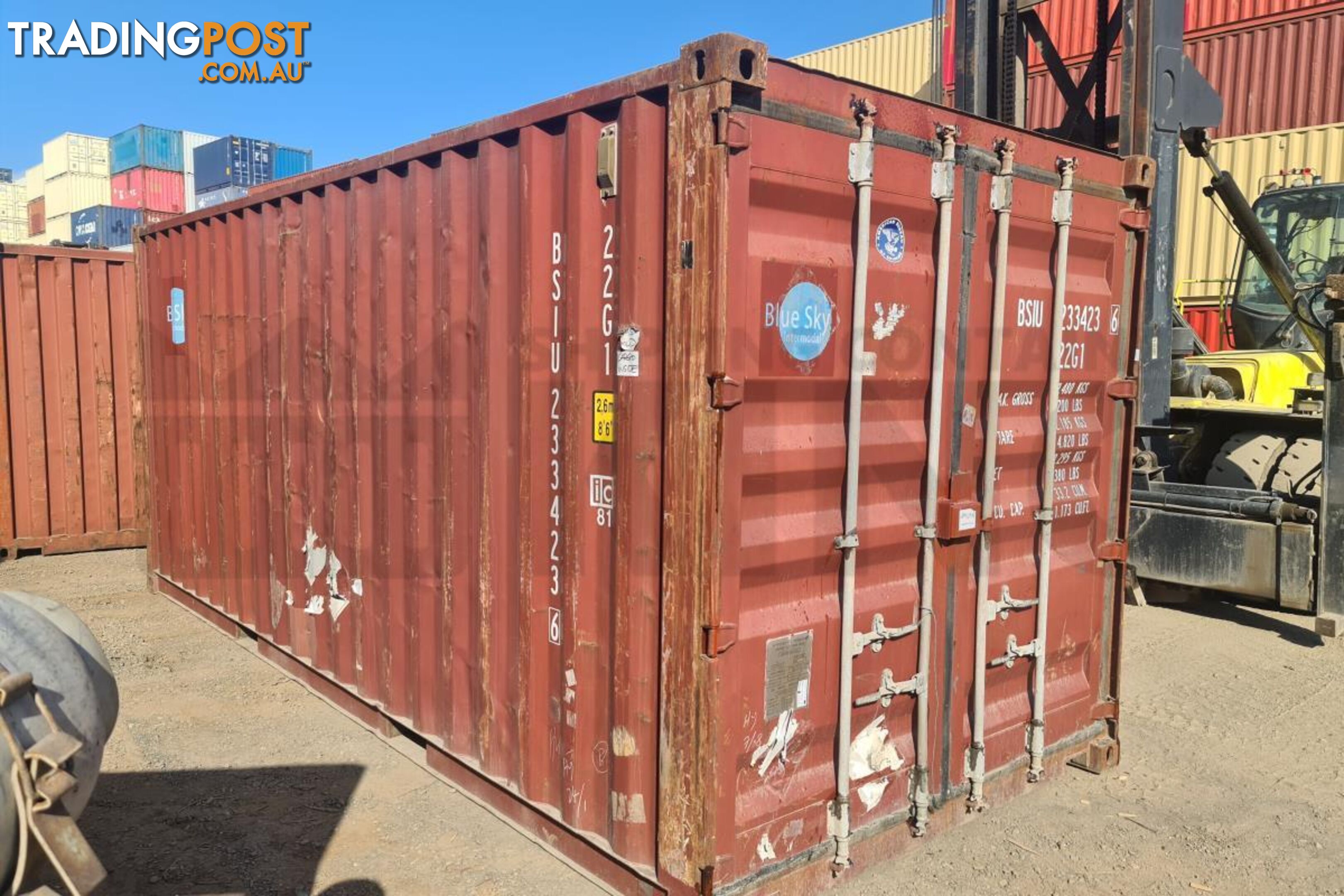 20' STANDARD HEIGHT SHIPPING CONTAINER - in Brisbane