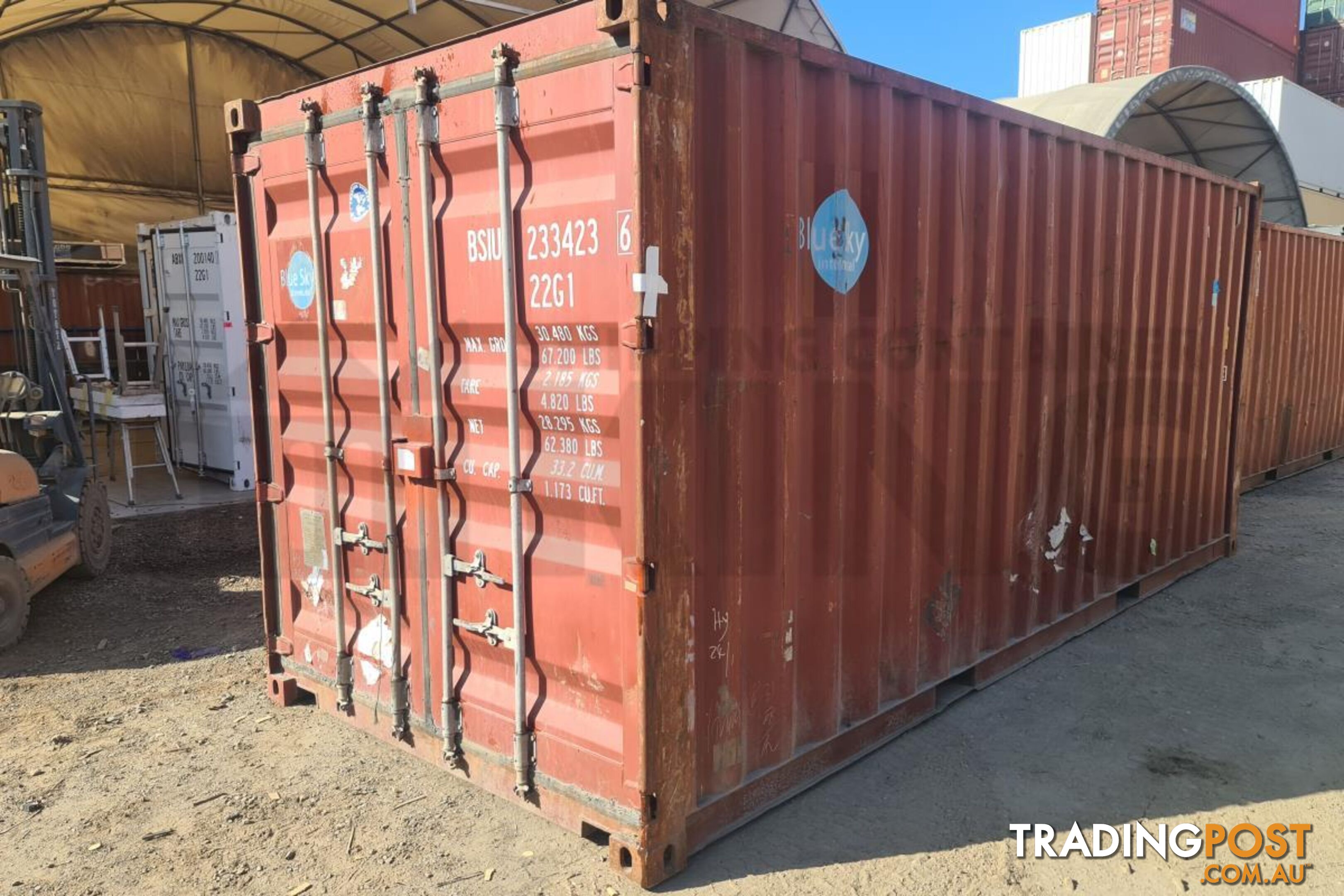 20' STANDARD HEIGHT SHIPPING CONTAINER - in Brisbane