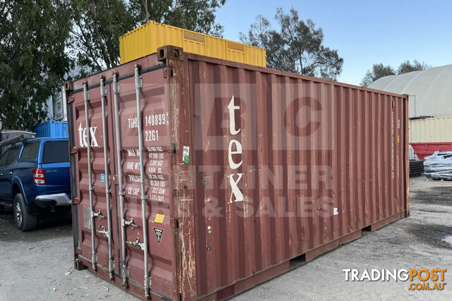 20' STANDARD HEIGHT SHIPPING CONTAINER - photo 1 of 12