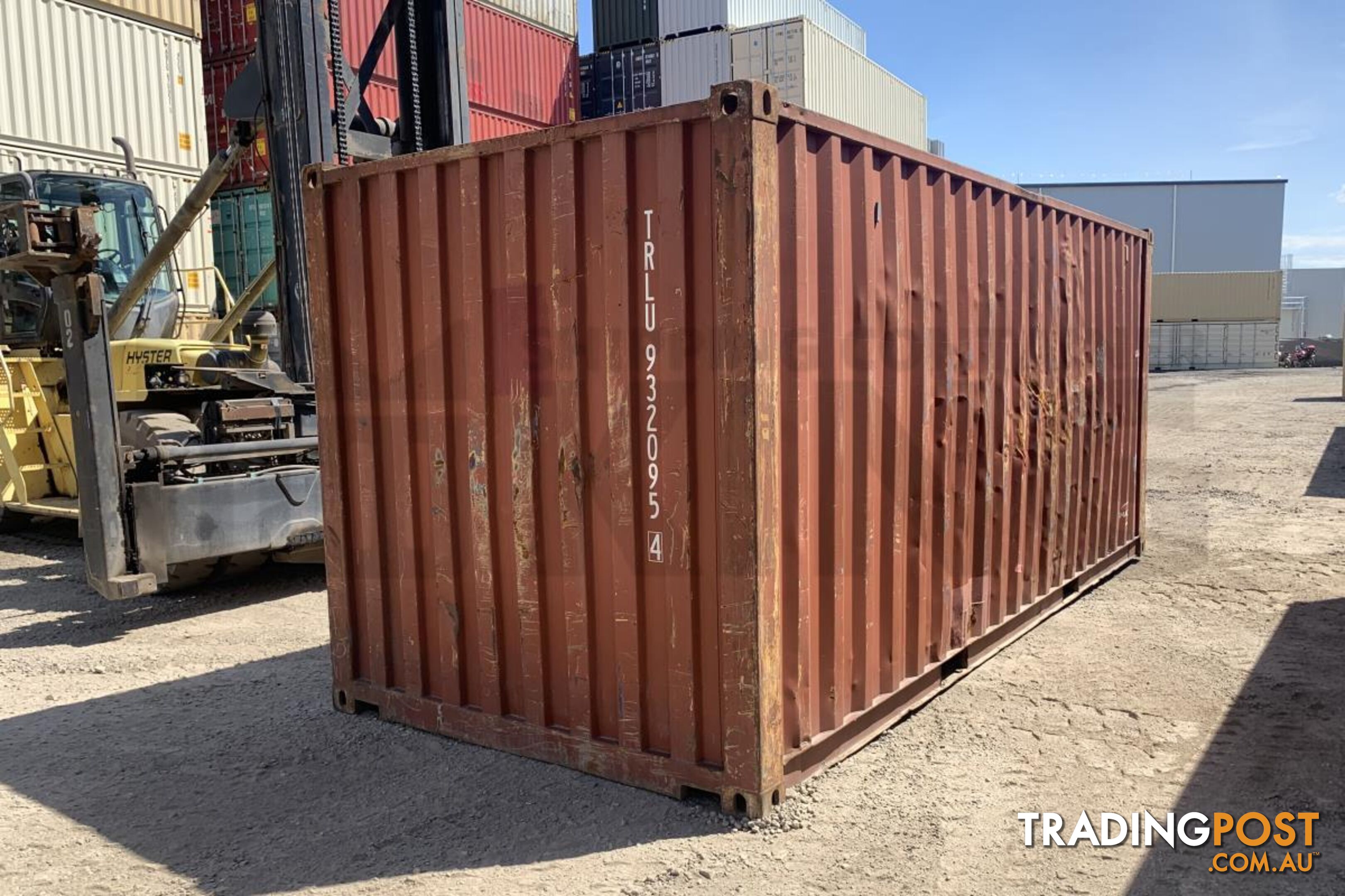 20' STANDARD HEIGHT SHIPPING CONTAINER - in Brisbane