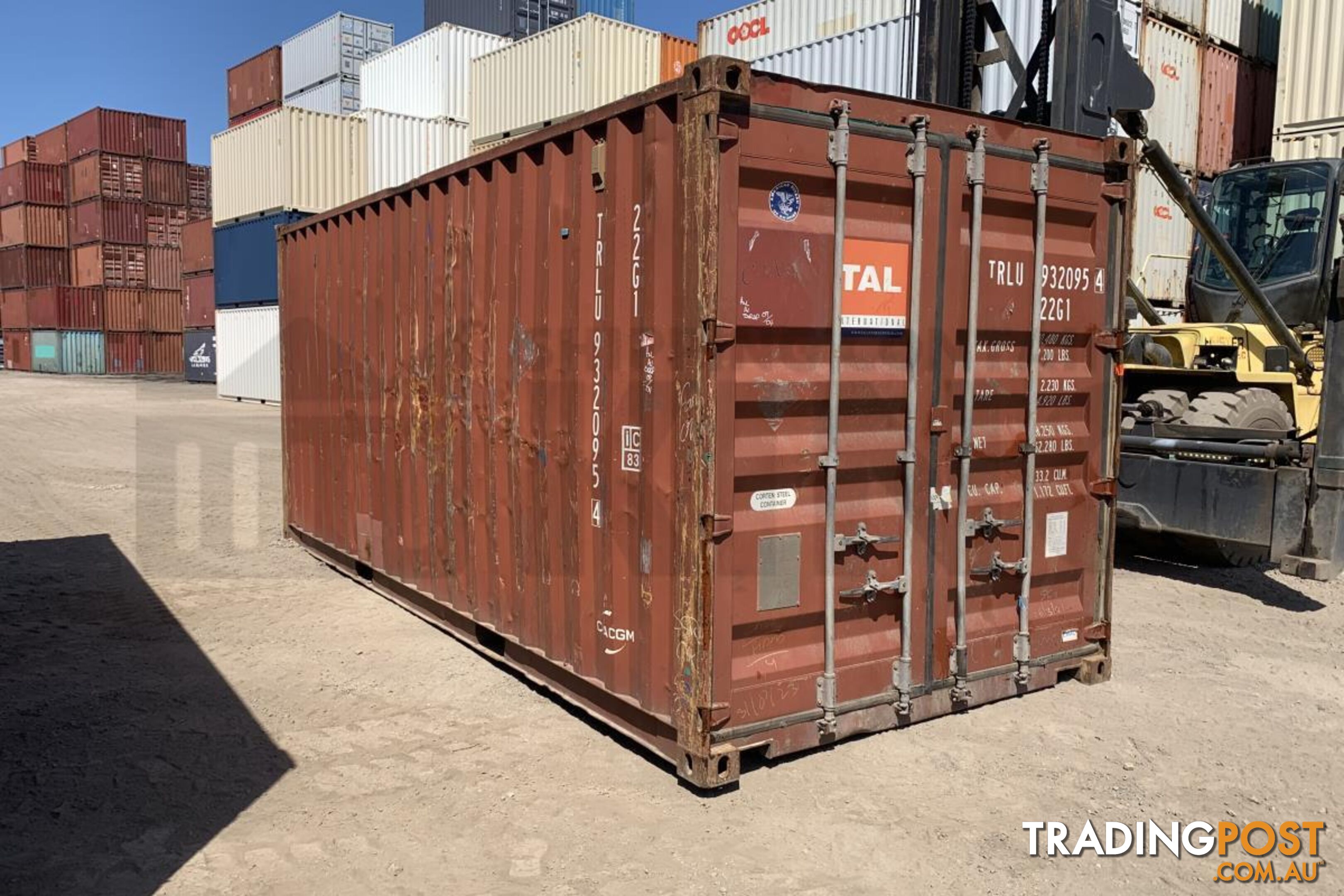 20' STANDARD HEIGHT SHIPPING CONTAINER - in Brisbane