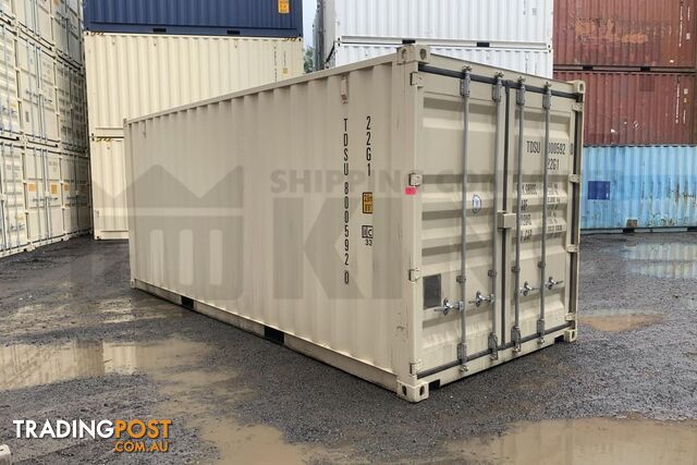 20' STANDARD HEIGHT SHIPPING CONTAINER (DOORS BOTH ENDS) - in Emerald