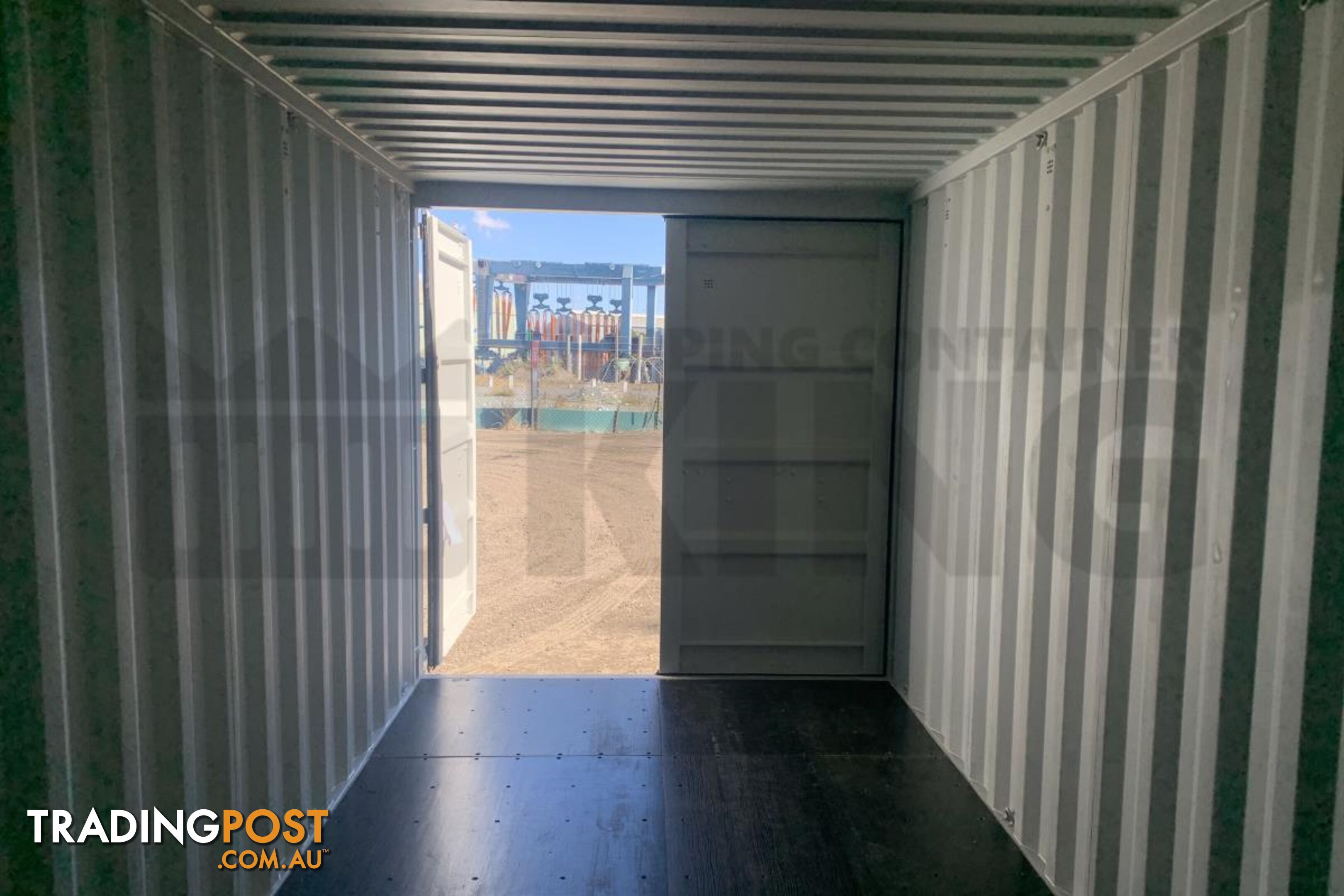 20' STANDARD HEIGHT SHIPPING CONTAINER - in Rockhampton