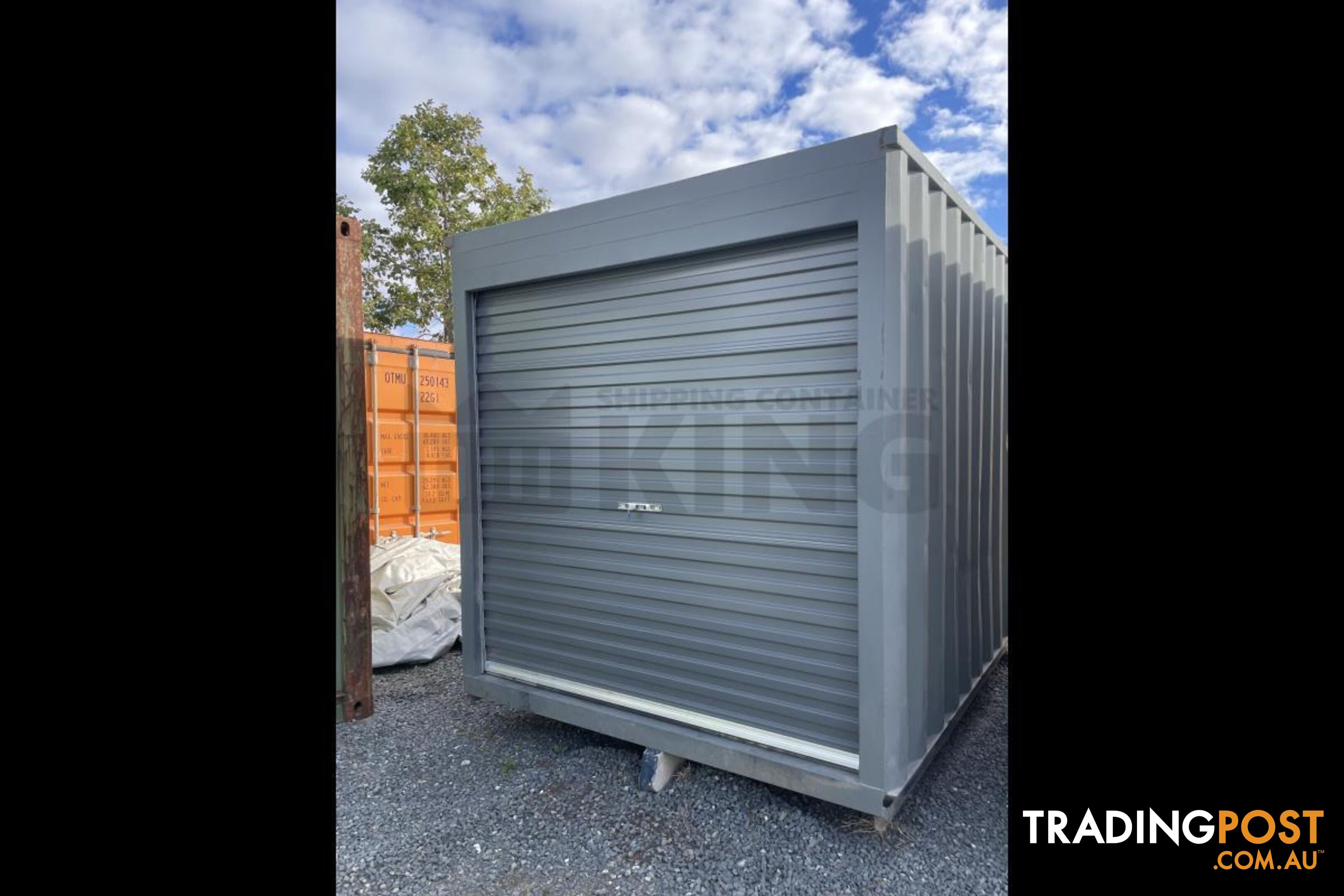 10' STANDARD HEIGHT SHIPPING CONTAINER (ROLLER DOOR END) - in Lismore