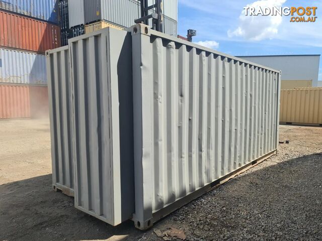 21FT PLUMBERS BOX SHIPPING CONTAINER