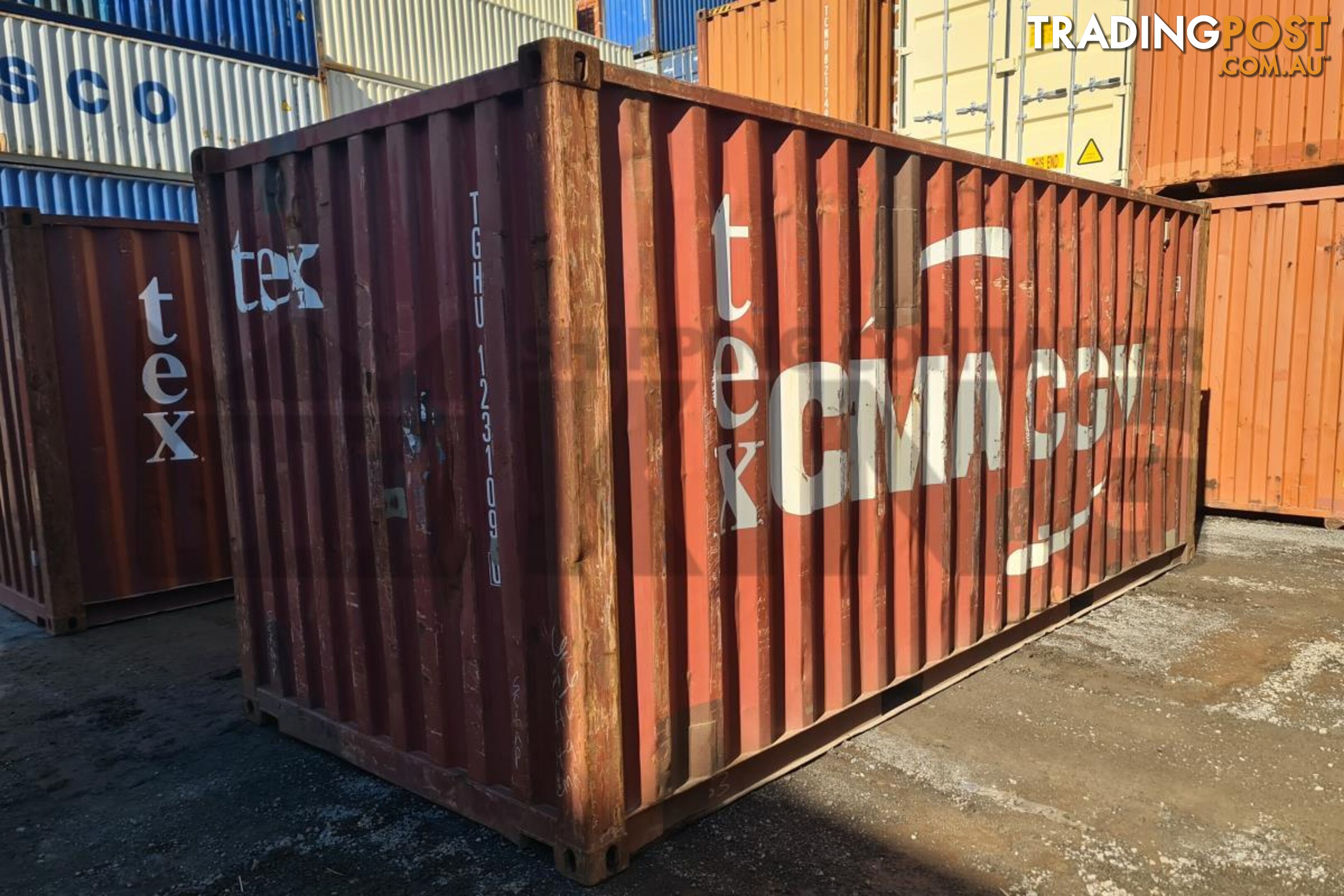 20' STANDARD HEIGHT SHIPPING CONTAINER - in Brisbane