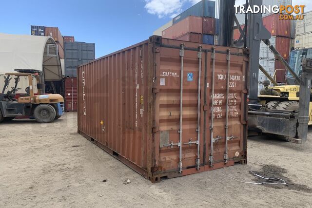 20' STANDARD HEIGHT SHIPPING CONTAINER - in Brisbane