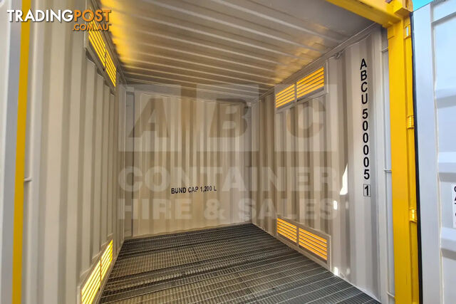 PAIR OF 10' HC DANGEROUS GOODS CONTAINERS (2 X 4 POST 10' DG'S)