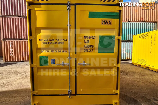 PAIR OF 10' HC DANGEROUS GOODS CONTAINERS (2 X 4 POST 10' DG'S) - photo 4 of 24
