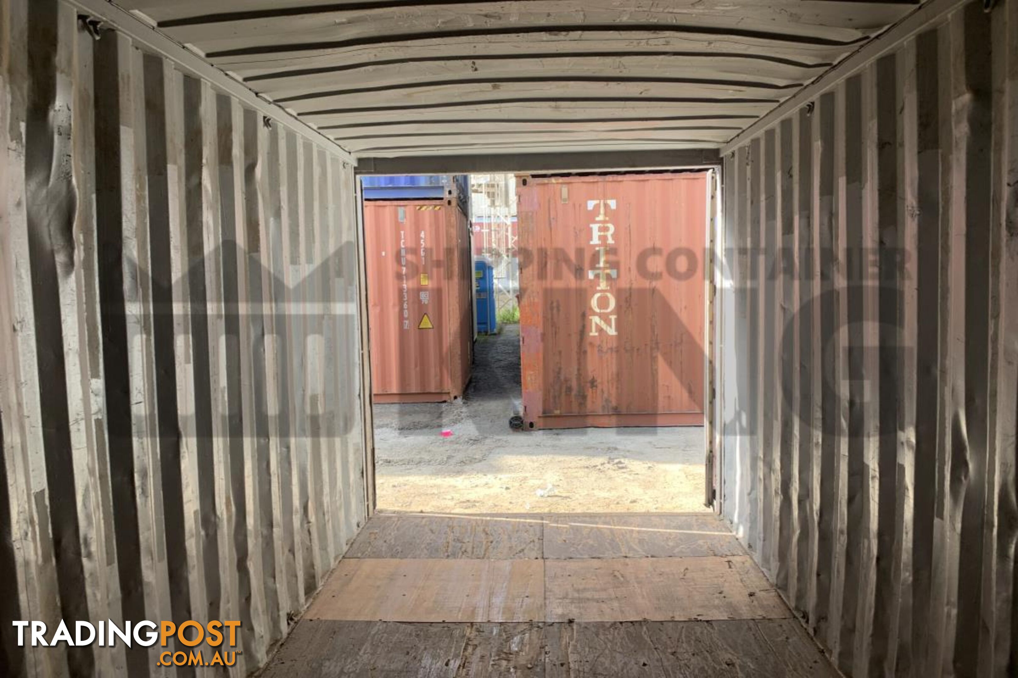 20' STANDARD HEIGHT SHIPPING CONTAINER - in Brisbane