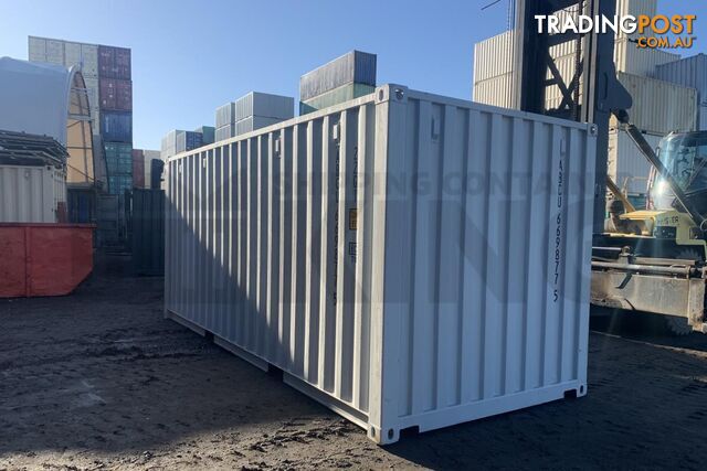 20' STANDARD HEIGHT SHIPPING CONTAINER - in Rockhampton