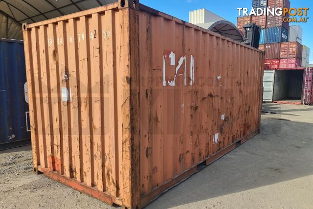 20' STANDARD HEIGHT SHIPPING CONTAINER - in Toowoomba