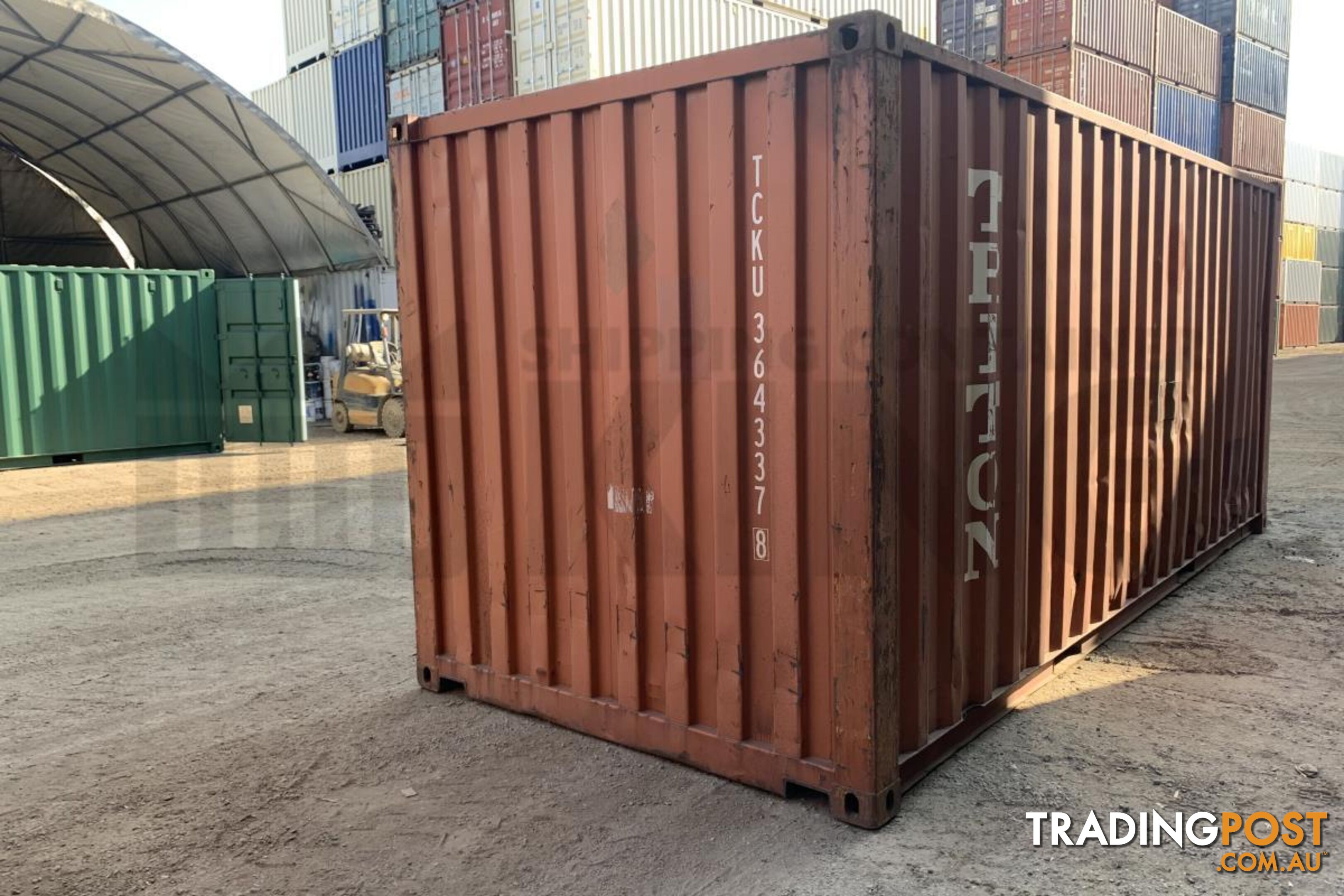 20' STANDARD HEIGHT SHIPPING CONTAINER - in Brisbane