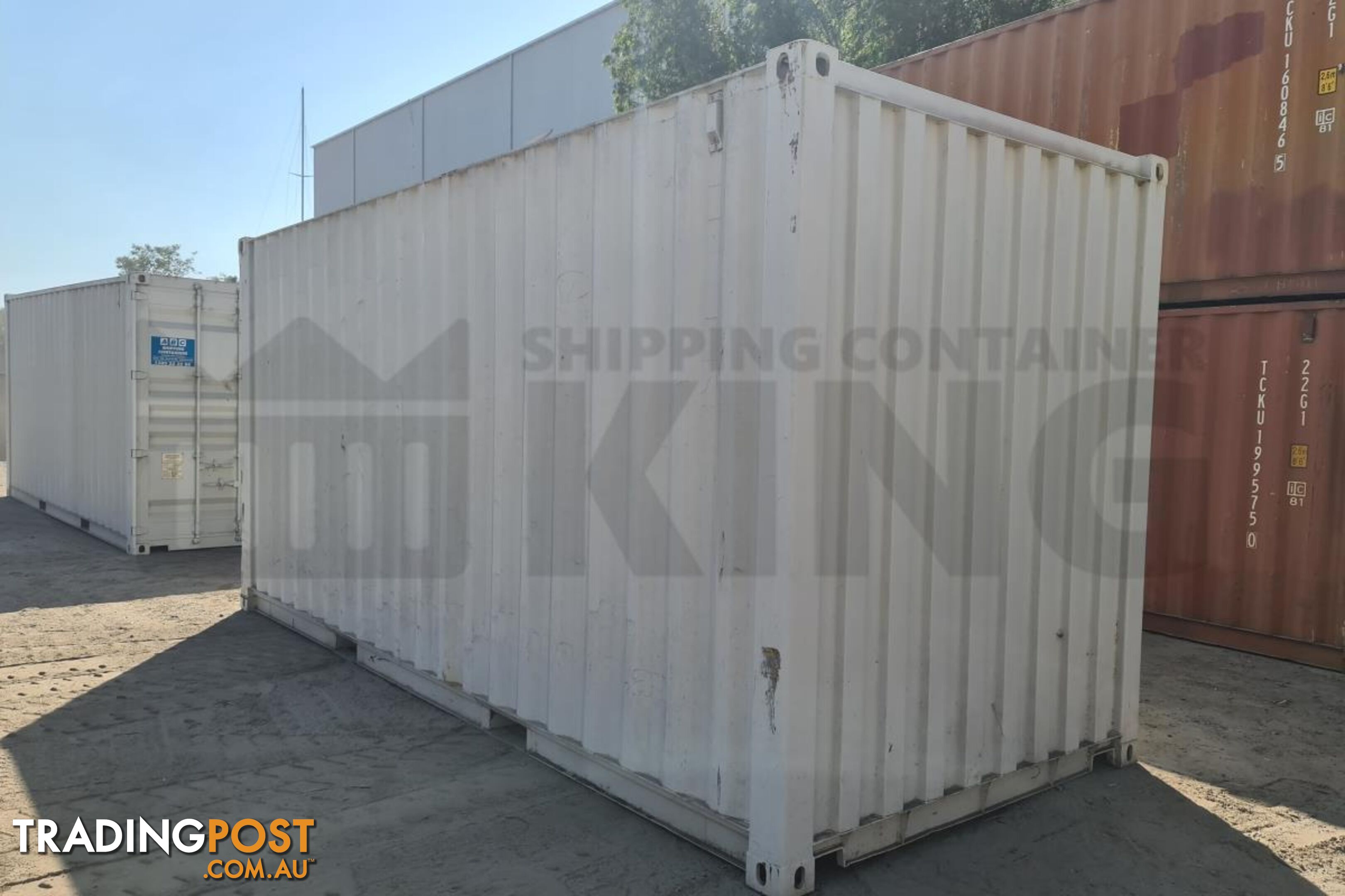 20' HIGH CUBE SHIPPING CONTAINER (WITH TIE RAILS) - in Brisbane