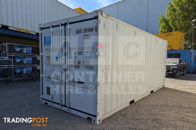 20' STANDARD HEIGHT SHIPPING CONTAINER