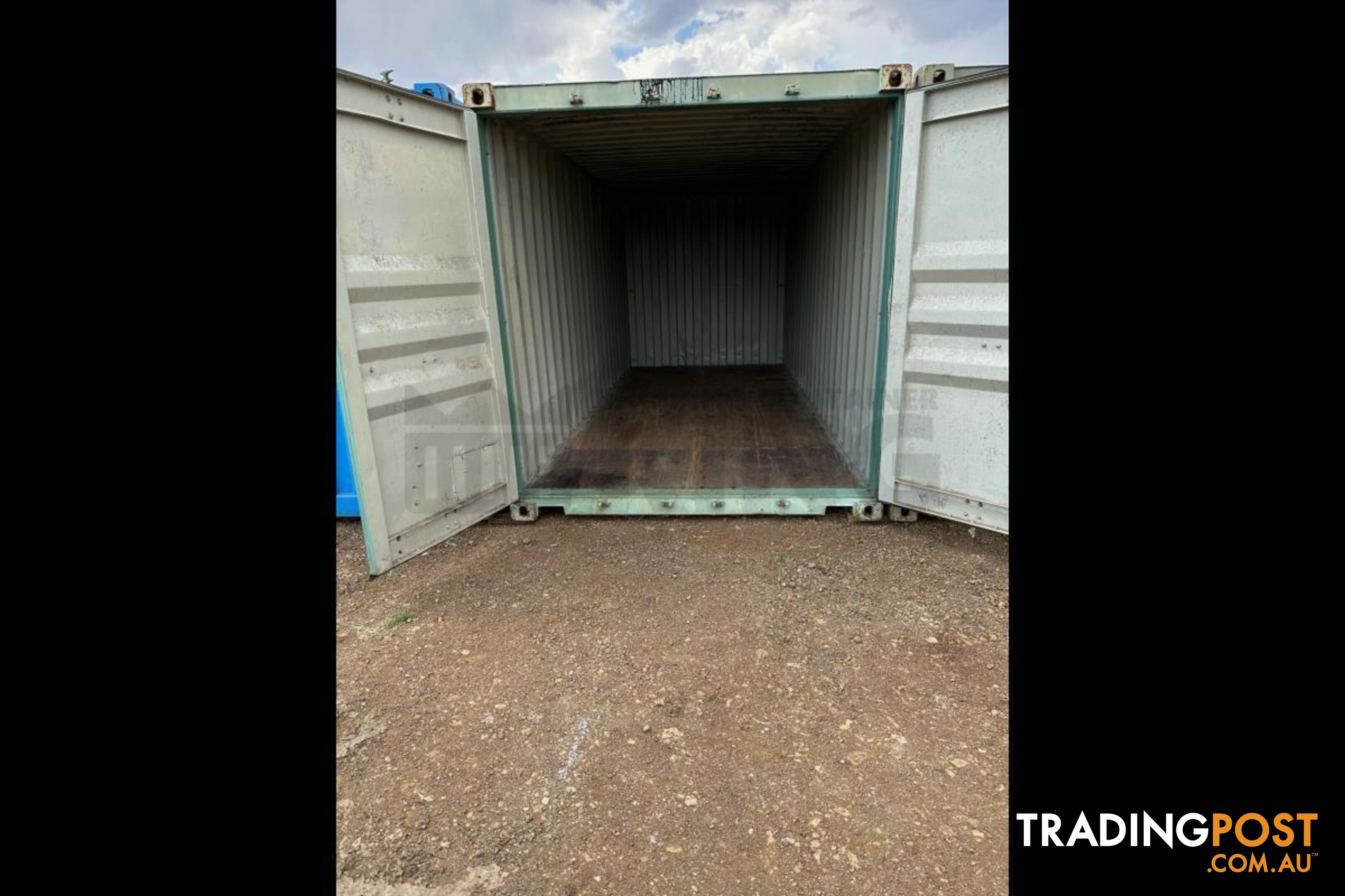 20' STANDARD HEIGHT SHIPPING CONTAINER - in Toowoomba