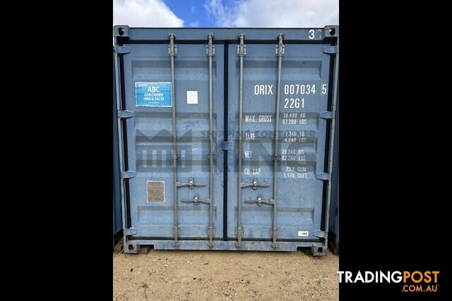 20' STANDARD HEIGHT SHIPPING CONTAINER - in Toowoomba