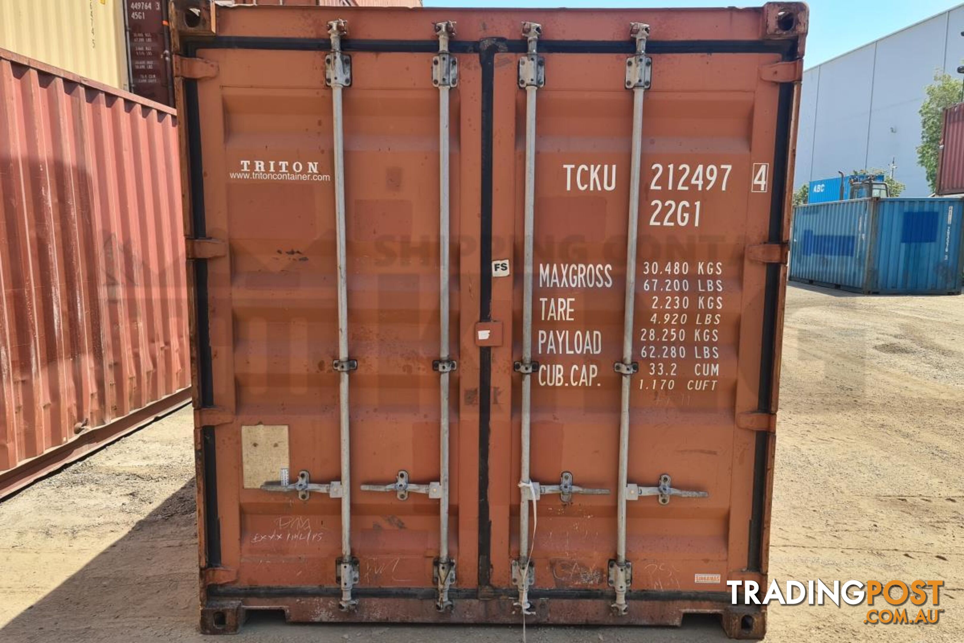 20' STANDARD HEIGHT SHIPPING CONTAINER - in Brisbane