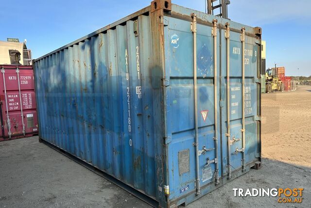 20' STANDARD HEIGHT SHIPPING CONTAINER - in Toowoomba