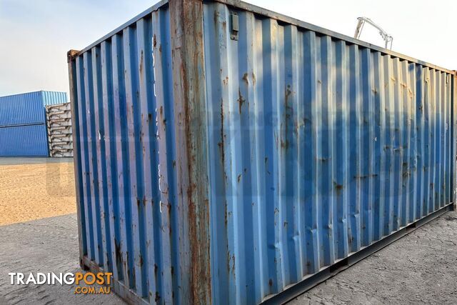 20' STANDARD HEIGHT SHIPPING CONTAINER - in Toowoomba