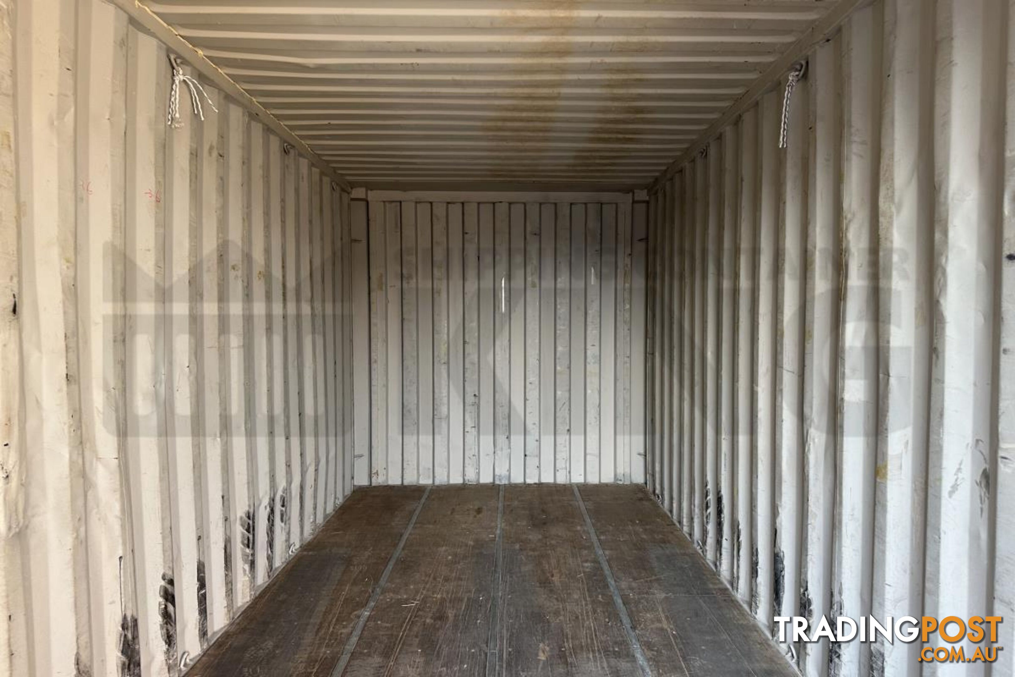 20' STANDARD HEIGHT SHIPPING CONTAINER - in Toowoomba