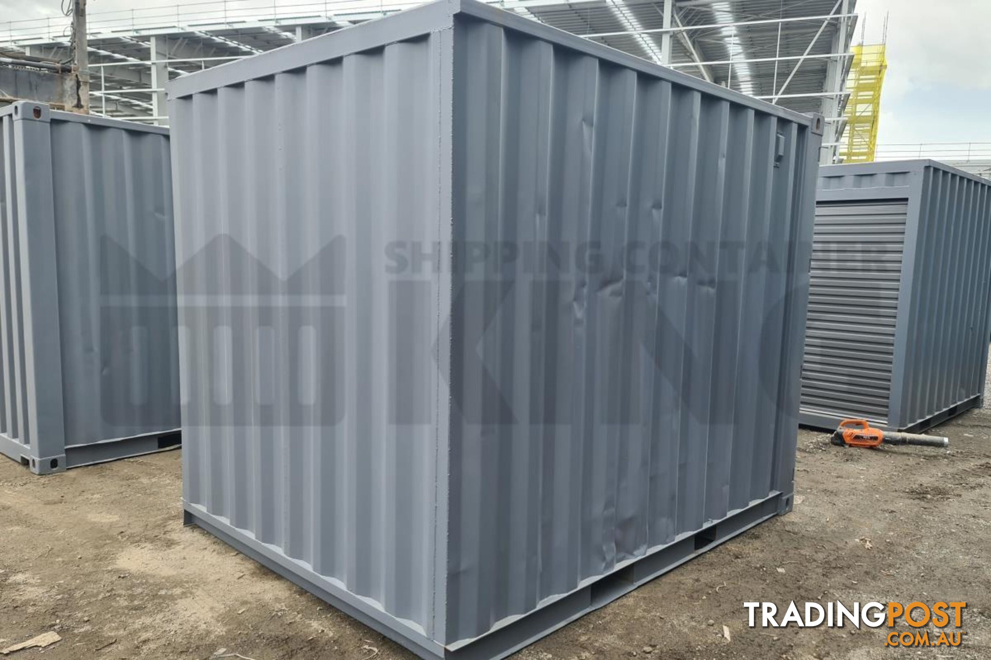 10' STANDARD HEIGHT SHIPPING CONTAINER (CONTAINER DOOR END) - in Brisbane