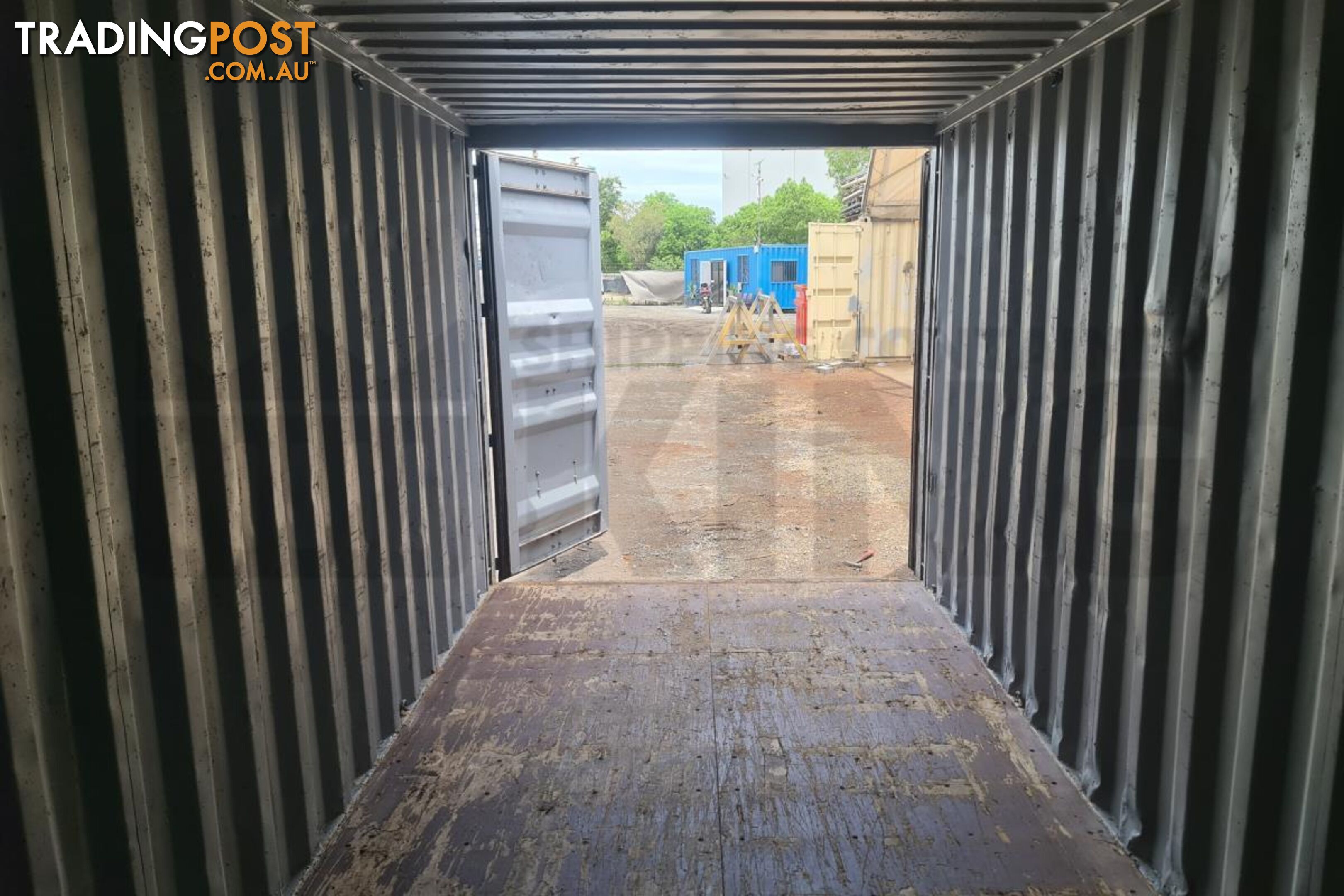 20' STANDARD HEIGHT SHIPPING CONTAINER - in Brisbane