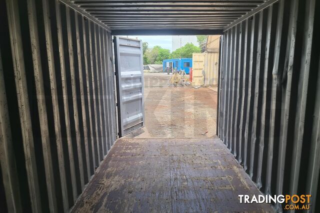 20' STANDARD HEIGHT SHIPPING CONTAINER - in Brisbane