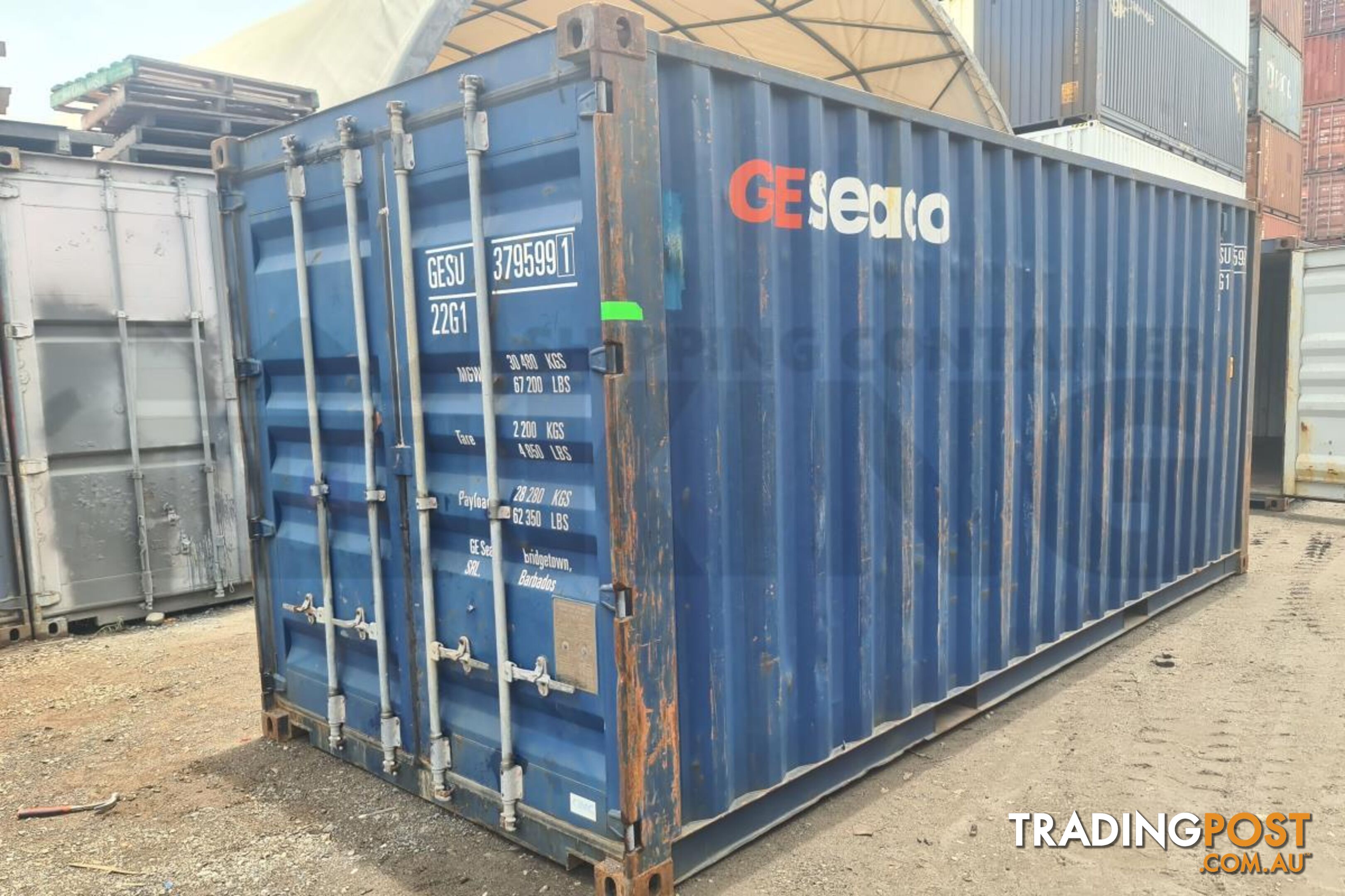 20' STANDARD HEIGHT SHIPPING CONTAINER - in Brisbane