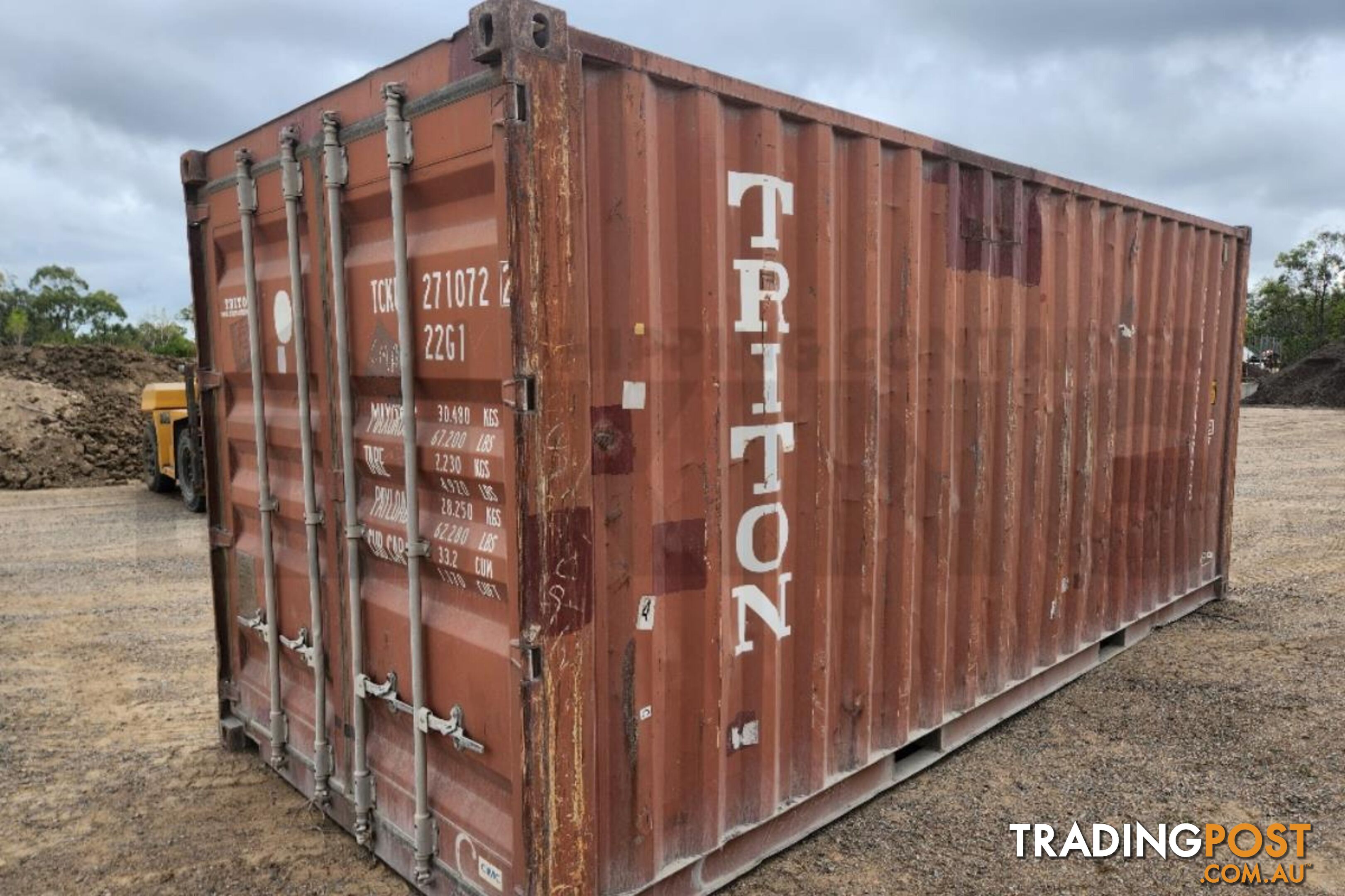 20' STANDARD HEIGHT SHIPPING CONTAINER - in Townsville