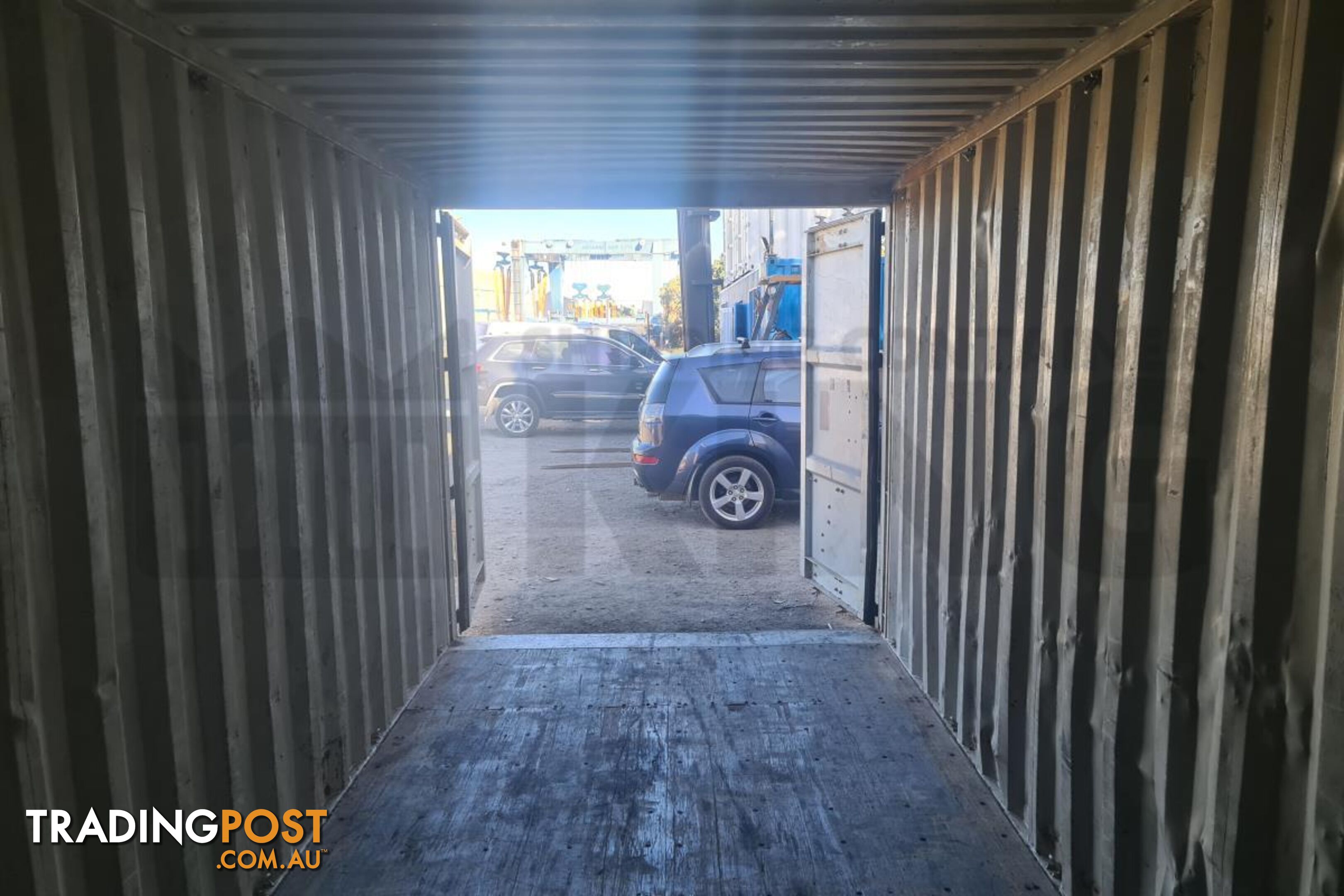 20' STANDARD HEIGHT SHIPPING CONTAINER - in Rockhampton