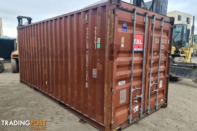 20' STANDARD HEIGHT SHIPPING CONTAINER - in Brisbane