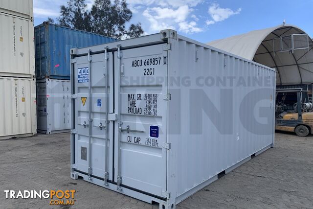 20' STANDARD HEIGHT SHIPPING CONTAINER - in Rockhampton